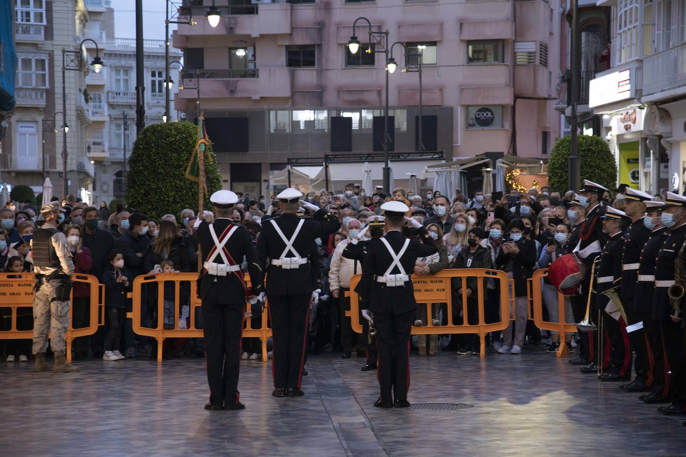 Fotos: Infantería de Marina anticipa la Semana Santa en Cartagena con su piquete