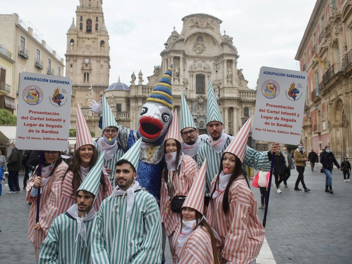 Fotos: El Entierro de la Sardina arranca tras dos años de parón