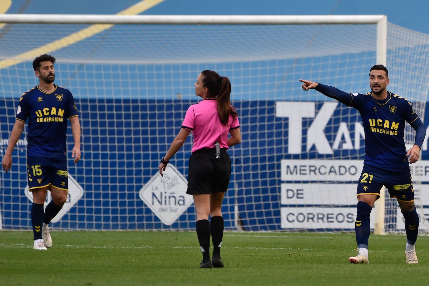 Fotos: La derrota del UCAM contra el San Fernando, en imágenes