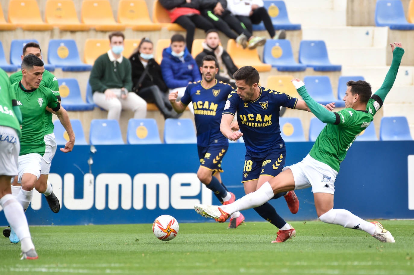 Fotos: La derrota del UCAM contra el San Fernando, en imágenes