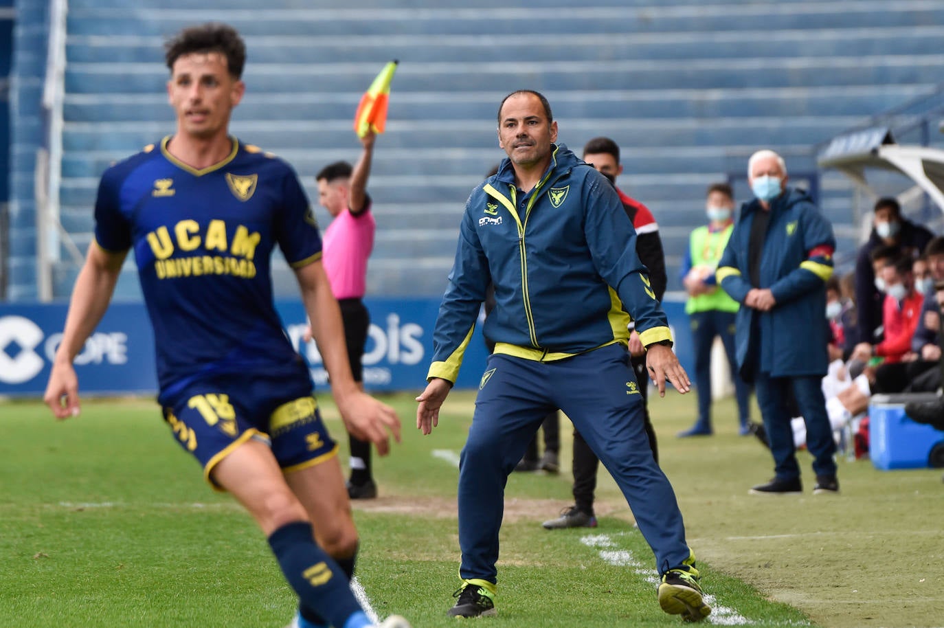 Fotos: La derrota del UCAM contra el San Fernando, en imágenes