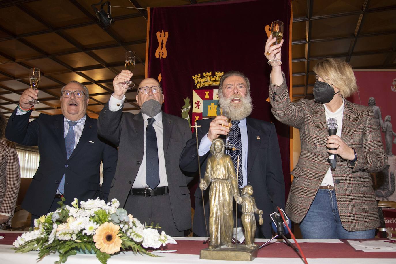 Fotos: El exdirigente del Socorro Fernando Navarro, Procesionista del Año en Cartagena