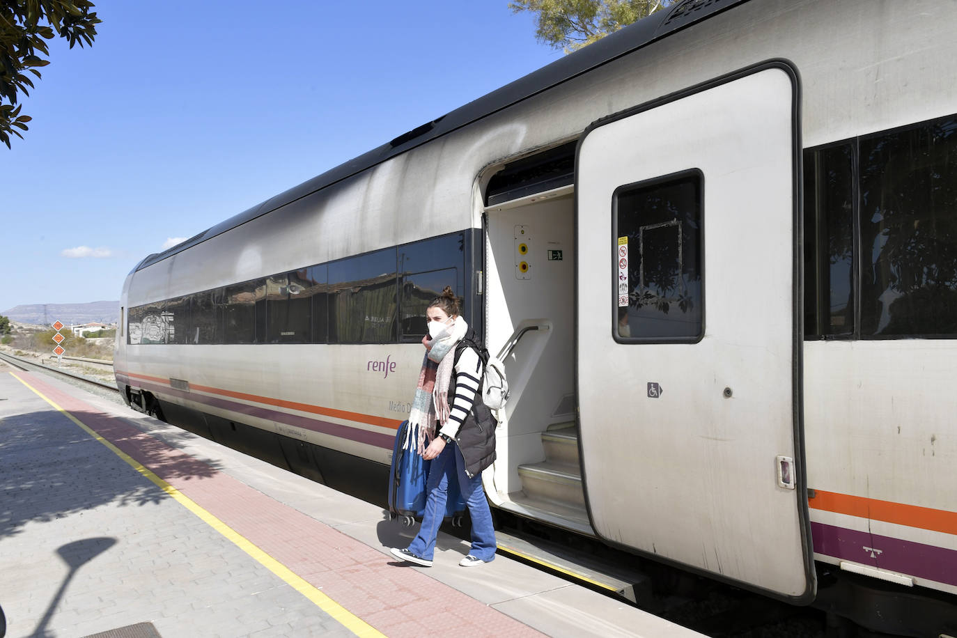 Fotos: Estreno en Archena con trenes casi vacíos