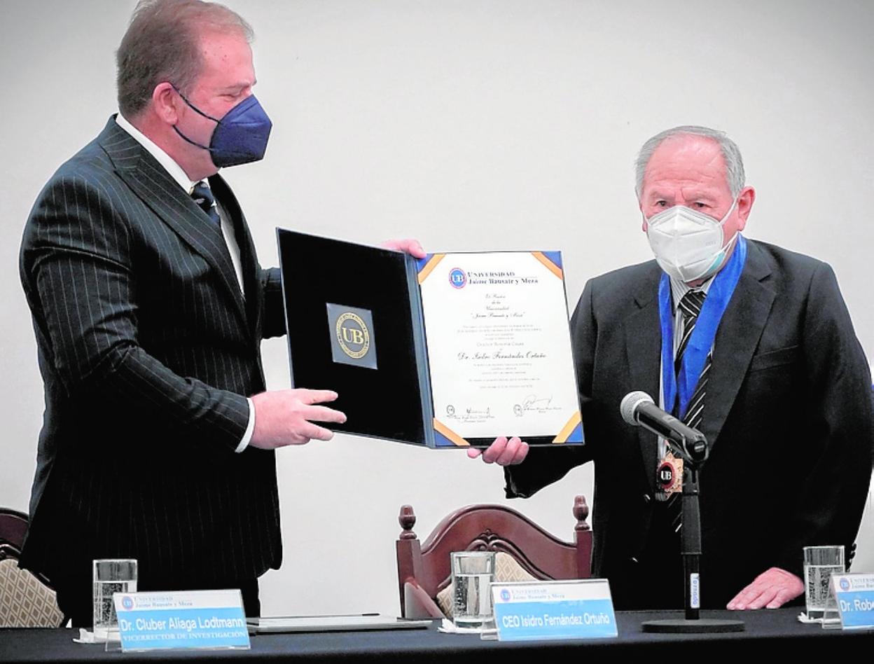 Un ingeniero de Jumilla, doctor 'honoris causa' en Lima