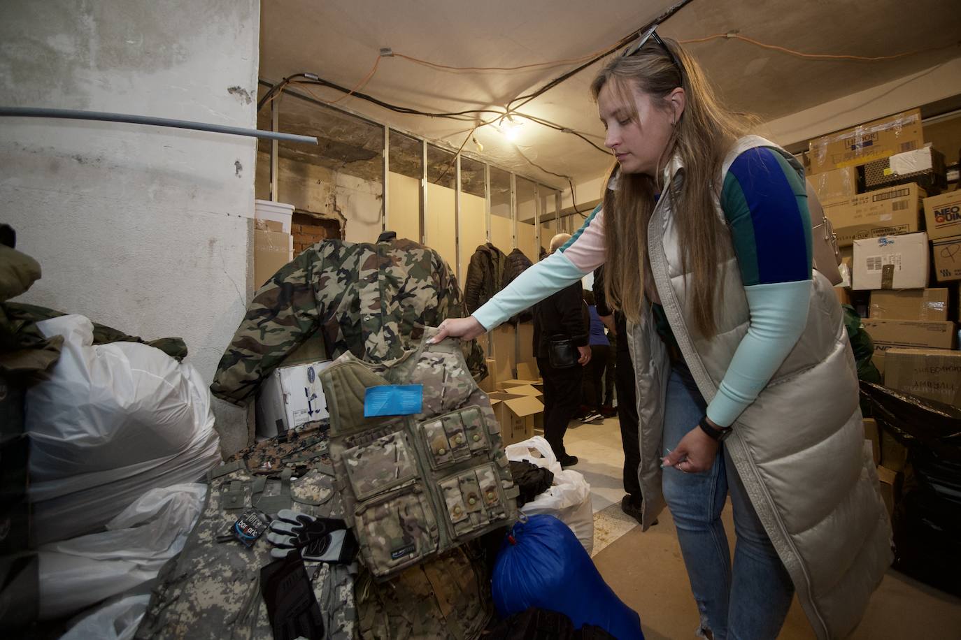 Fotos: Voluntarios ucranianos de la Región recogen víveres para su país