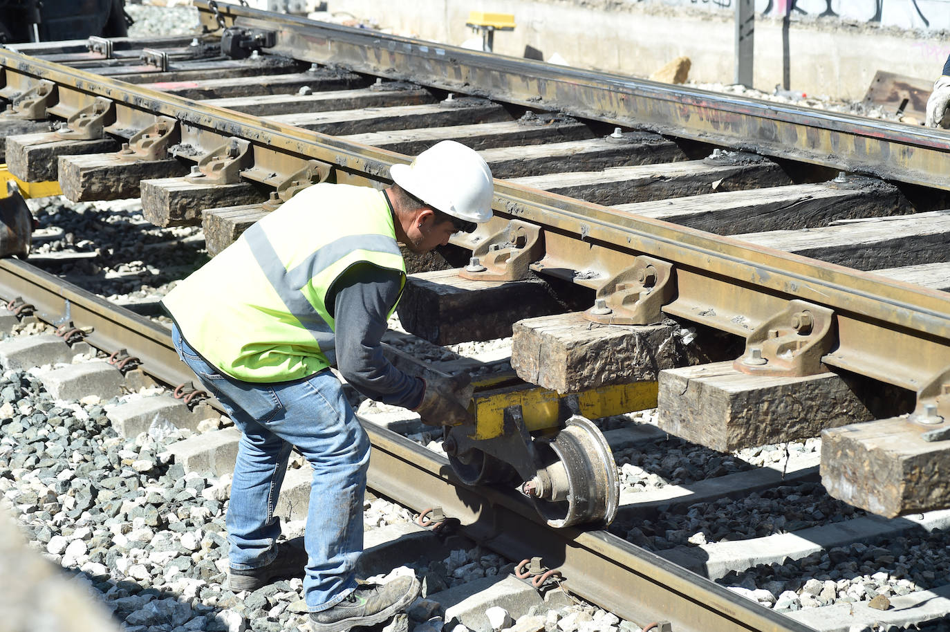 Fotos: Retirada de las vías y de las instalaciones de circulación en Barriomar