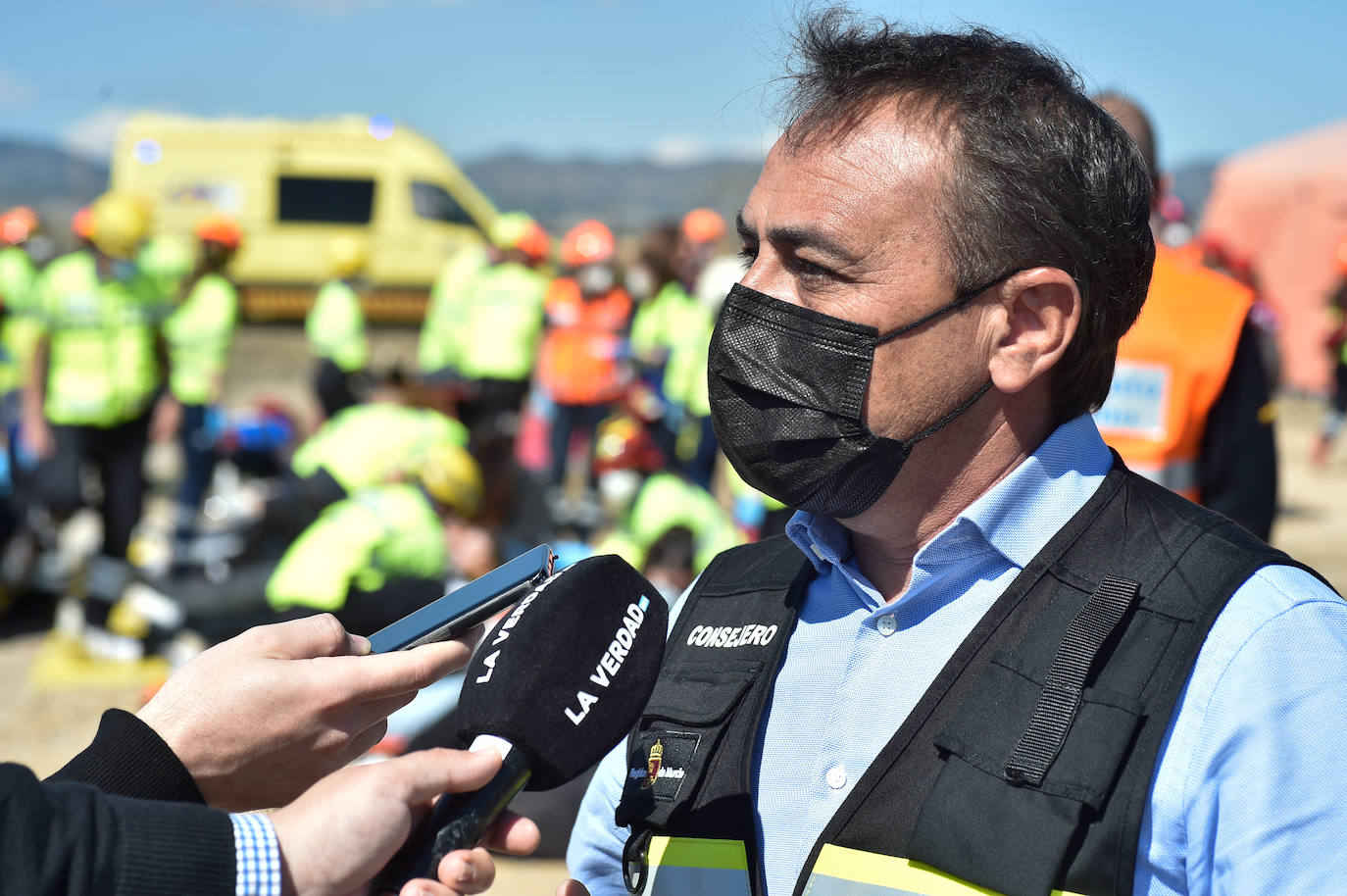 Fotos: Simulacro de accidente aéreo en Corvera para coordinar los servicios implicados en la emergencia