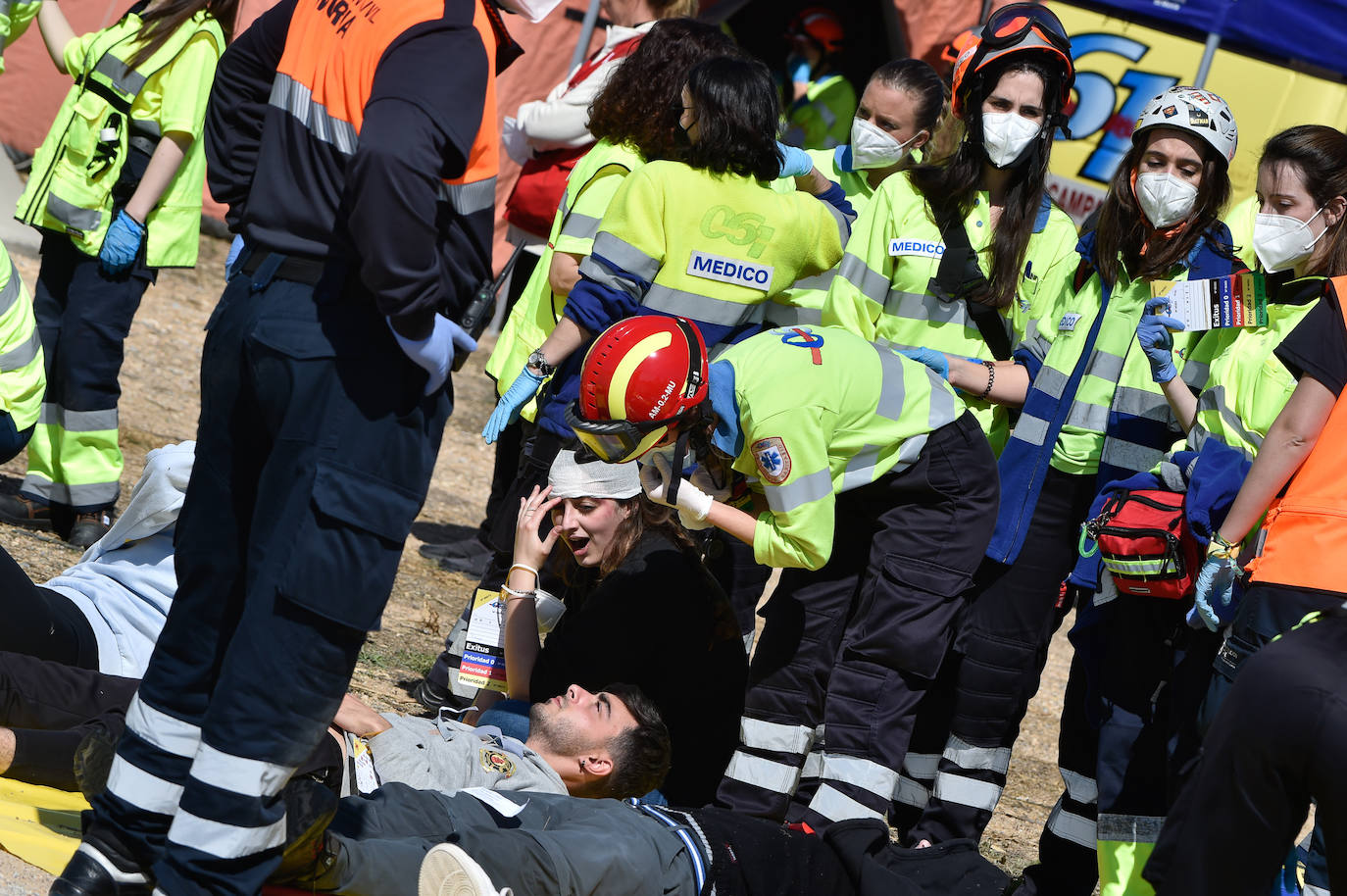 Fotos: Simulacro de accidente aéreo en Corvera para coordinar los servicios implicados en la emergencia