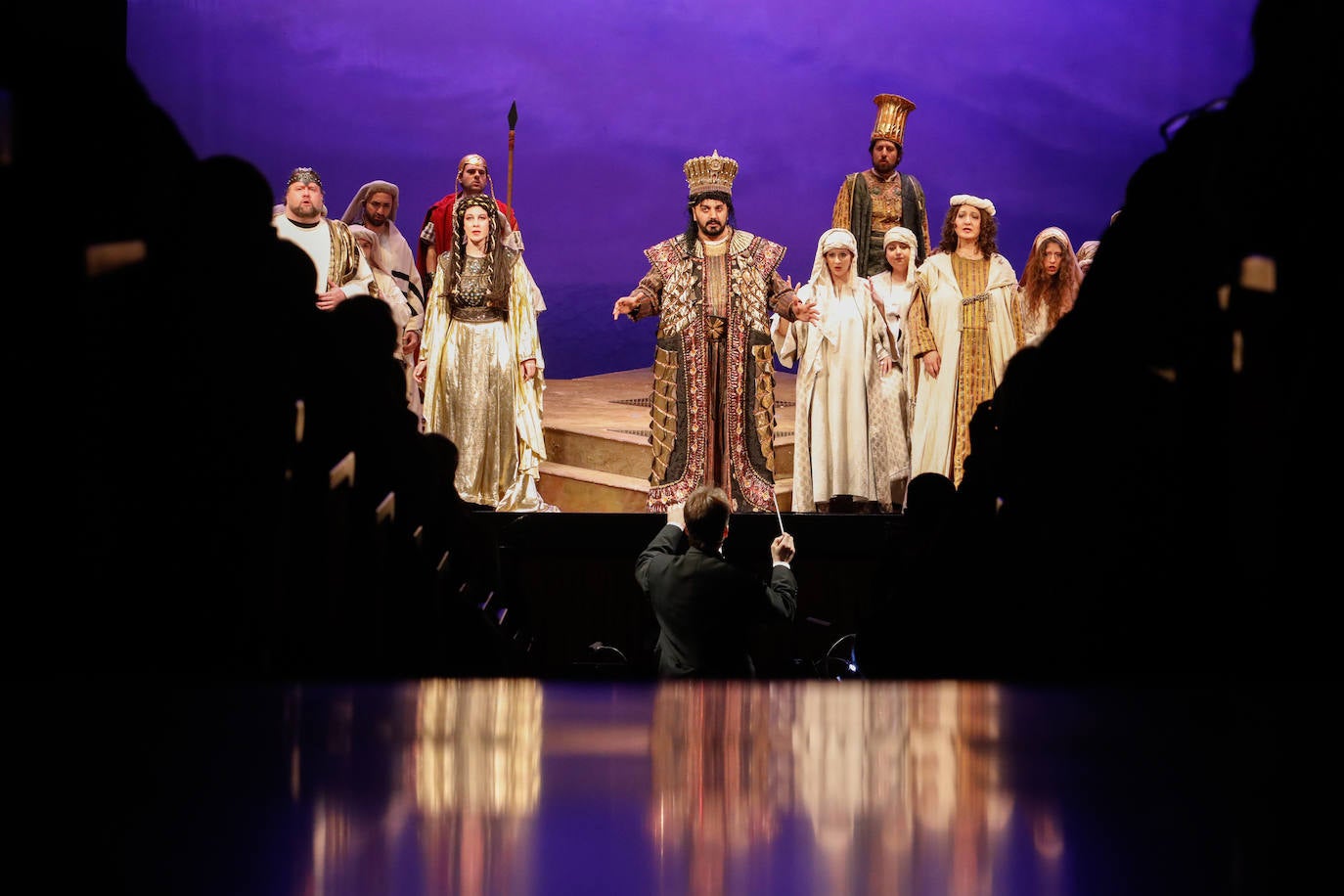 Fotos: Homenaje a Ucrania en el aniversario de &#039;Nabucco&#039; en el teatro Guerra de Lorca