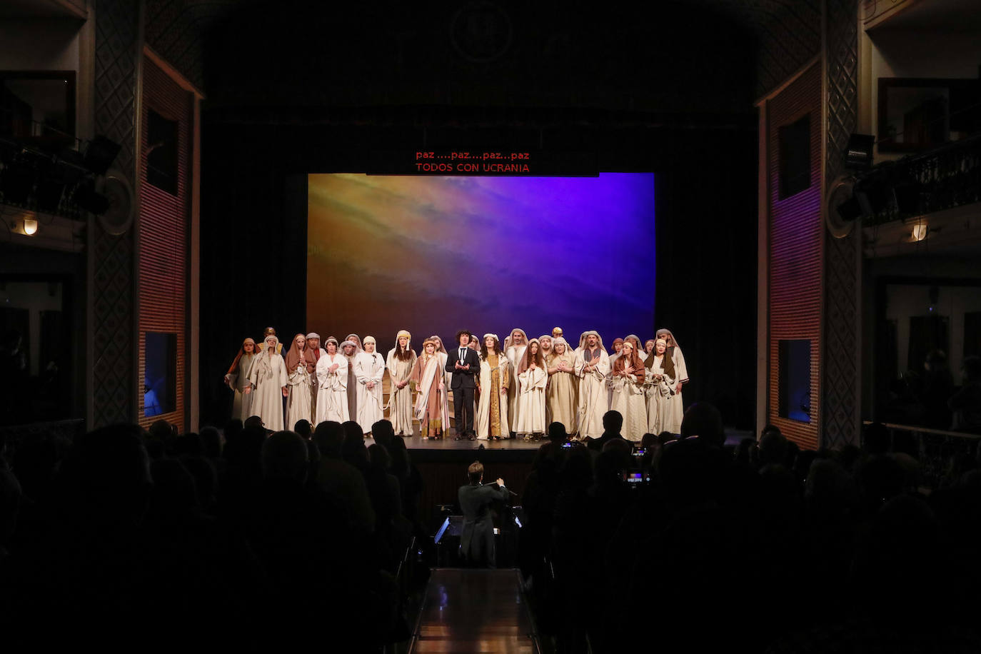 Fotos: Homenaje a Ucrania en el aniversario de &#039;Nabucco&#039; en el teatro Guerra de Lorca