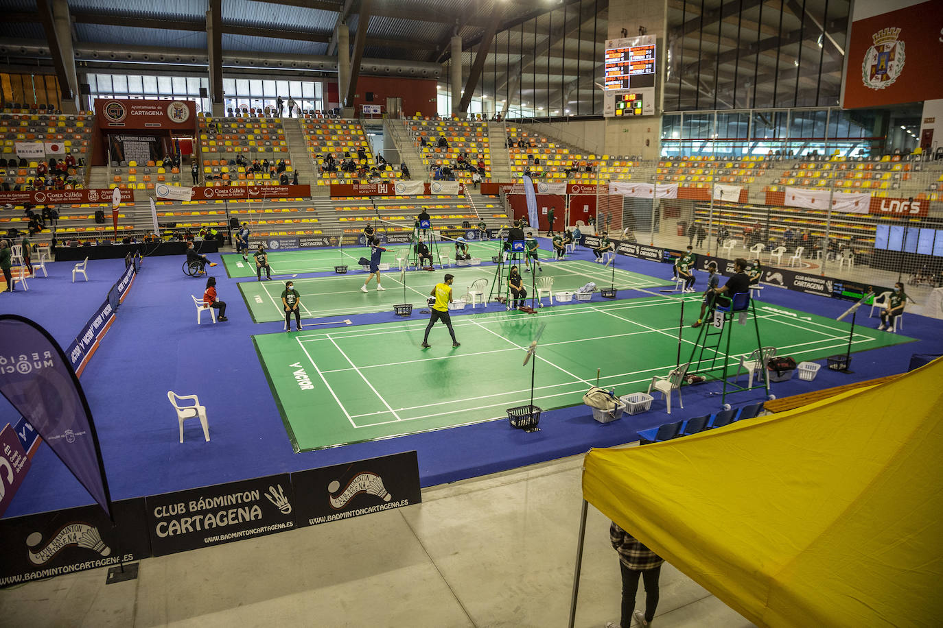 Fotos: Primera jornada del torneo internacional de parabádminton en Cartagena