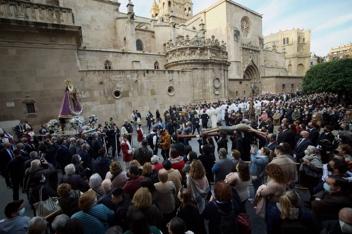 Fotos: Una procesión para la historia de Murcia el día en que la Morenica no pudo bajar del santuario