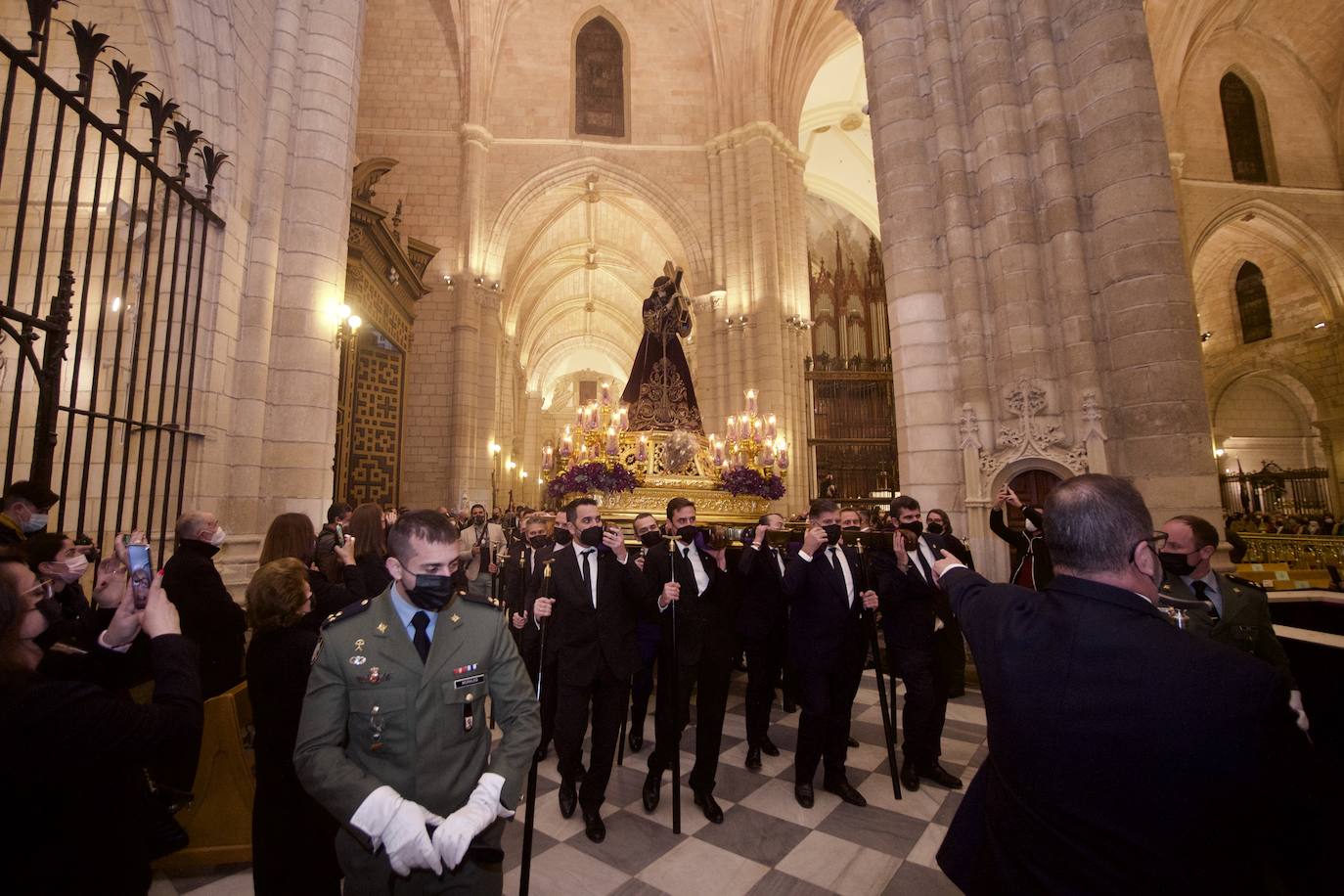 Fotos: Una procesión para la historia de Murcia el día en que la Morenica no pudo bajar del santuario