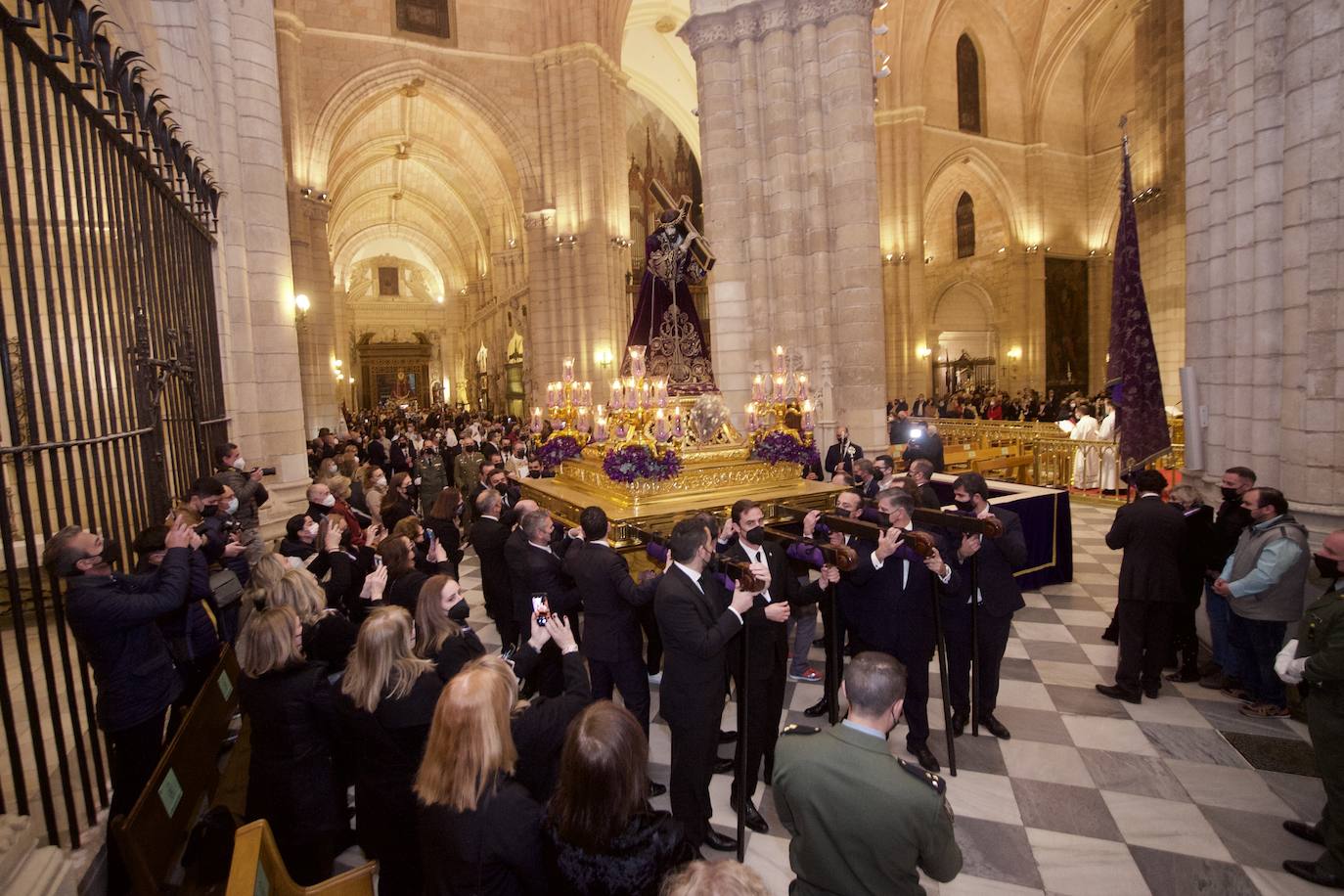 Fotos: Una procesión para la historia de Murcia el día en que la Morenica no pudo bajar del santuario