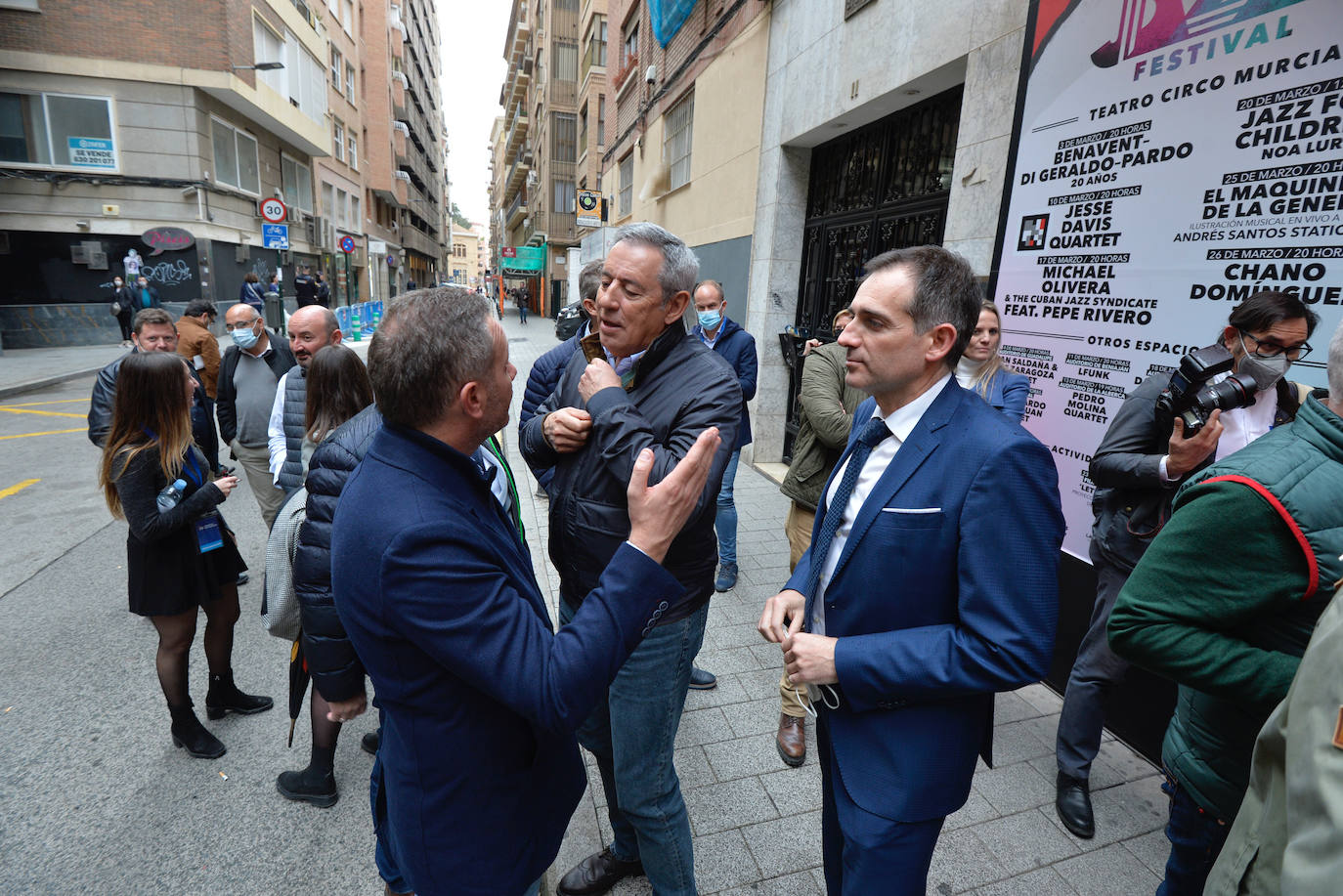 Fotos: Las imágenes del acto de Feijóo en el Teatro Circo de Murcia