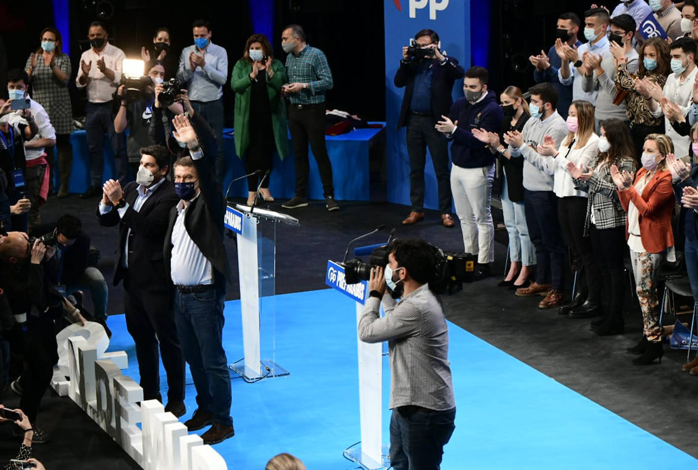 Fotos: Las imágenes del acto de Feijóo en el Teatro Circo de Murcia