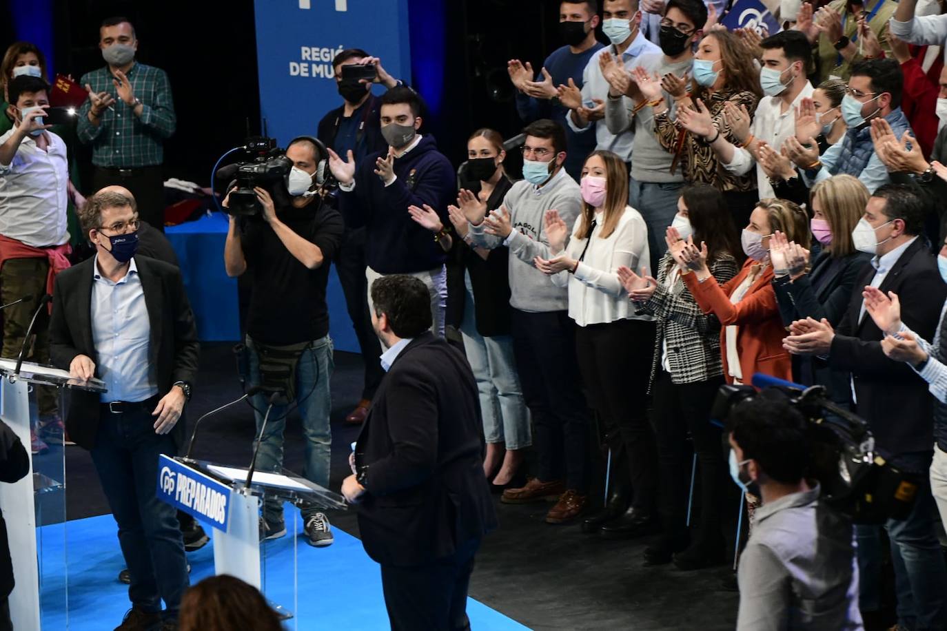 Fotos: Las imágenes del acto de Feijóo en el Teatro Circo de Murcia