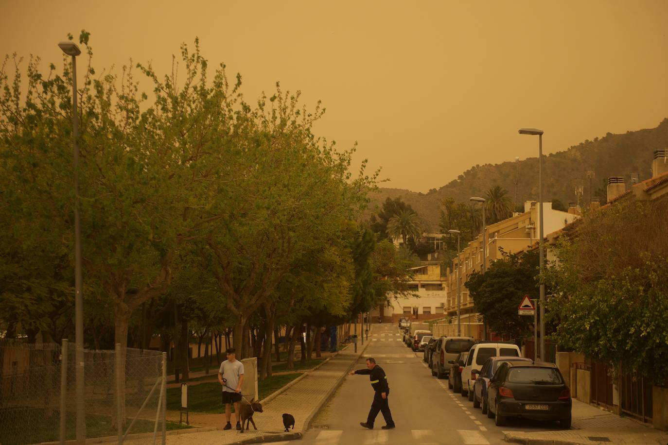 Fotos: La calima, el fenómeno meteorológico que tiñe de naranja los cielos de la Región de Murcia