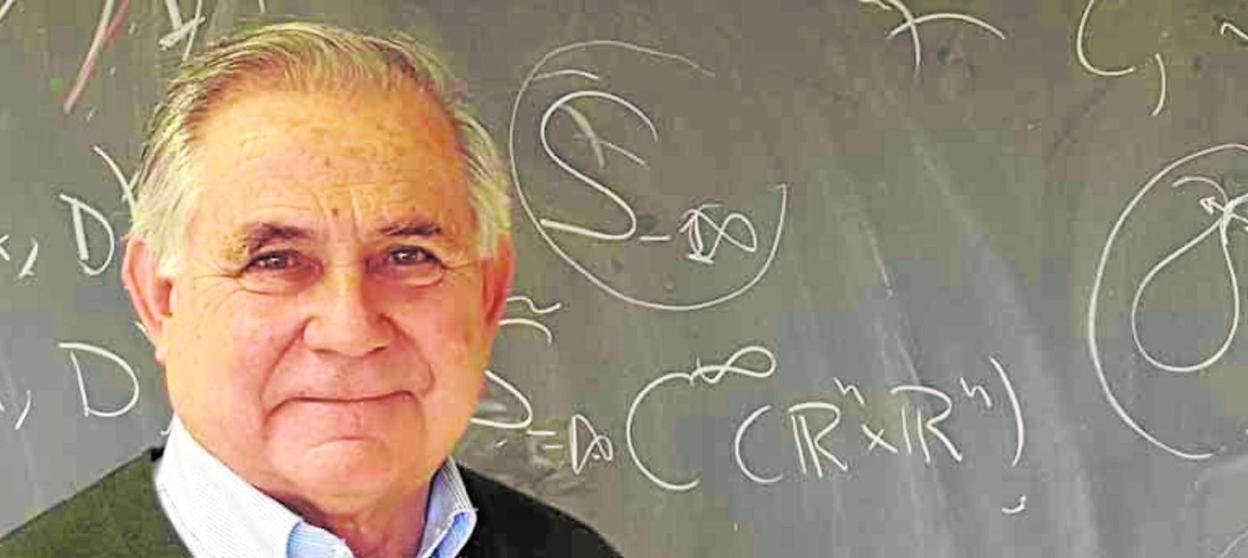 El profesor Antonio Córdoba Barba. 