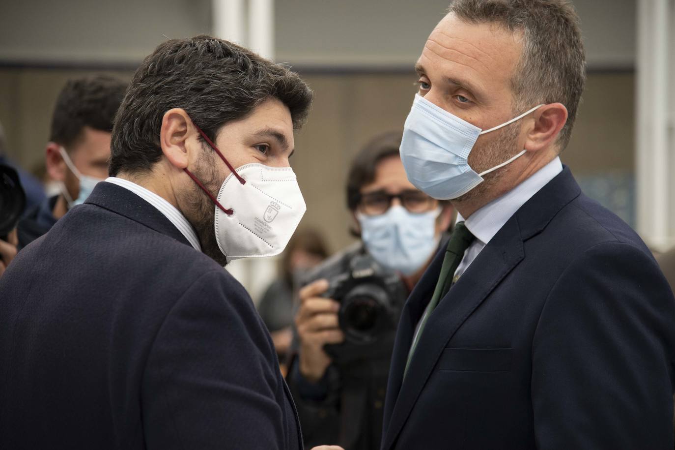 Fotos: Miras respalda en la Asamblea que el Mar Menor tenga personalidad jurídica