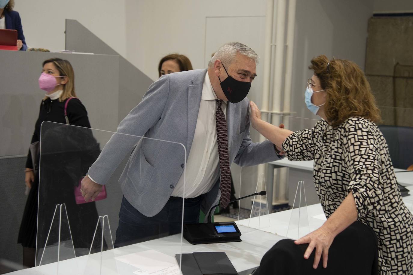 Fotos: Miras respalda en la Asamblea que el Mar Menor tenga personalidad jurídica