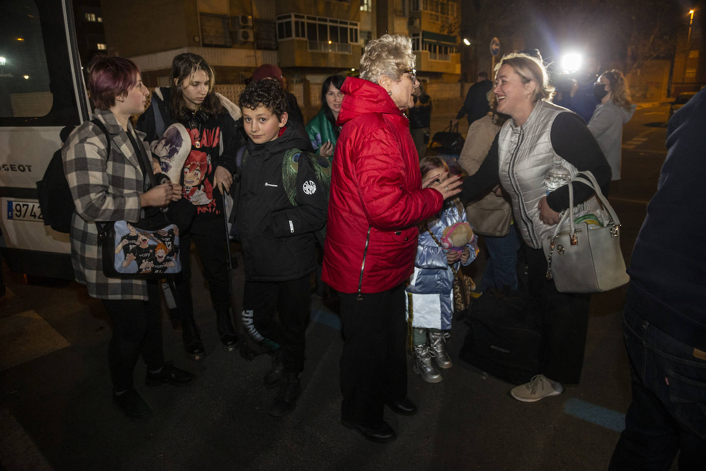 Fotos: Cartagena recibe a 24 refugiados ucranianos y un grupo de empresarios traerá en ocho días a otros 52