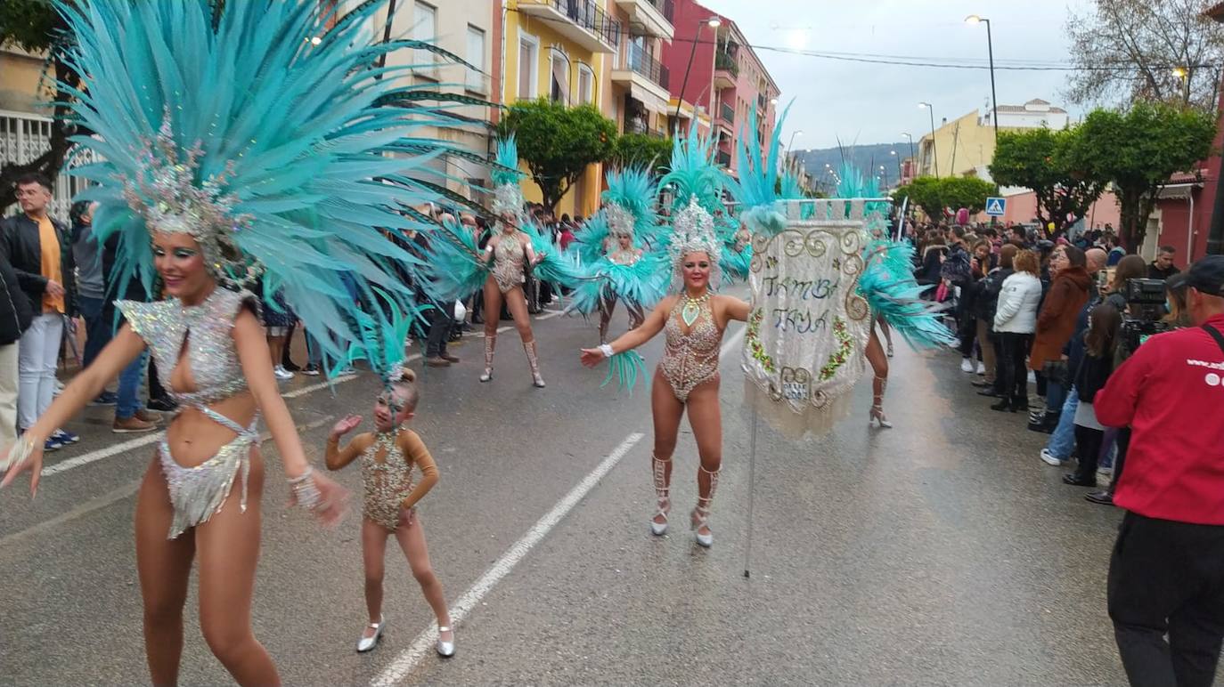 Fotos: La lluvia frustra el desfile de carnaval de Mula
