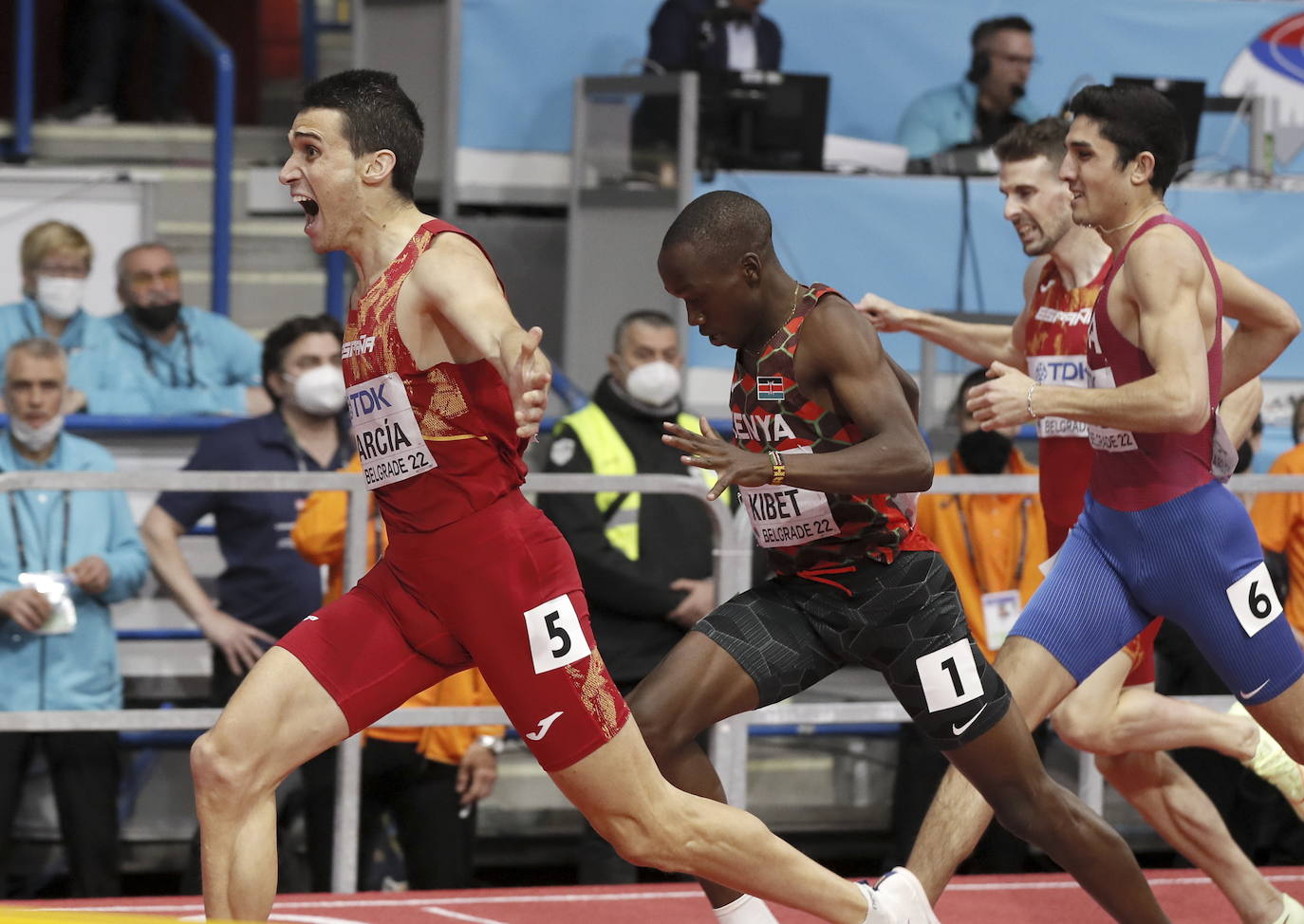 Fotos: El oro de Mariano García en el Mundial de Belgrado de 800 m en pista cubierta