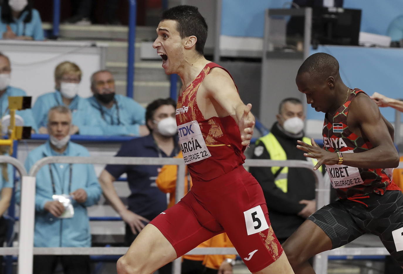 Fotos: El oro de Mariano García en el Mundial de Belgrado de 800 m en pista cubierta