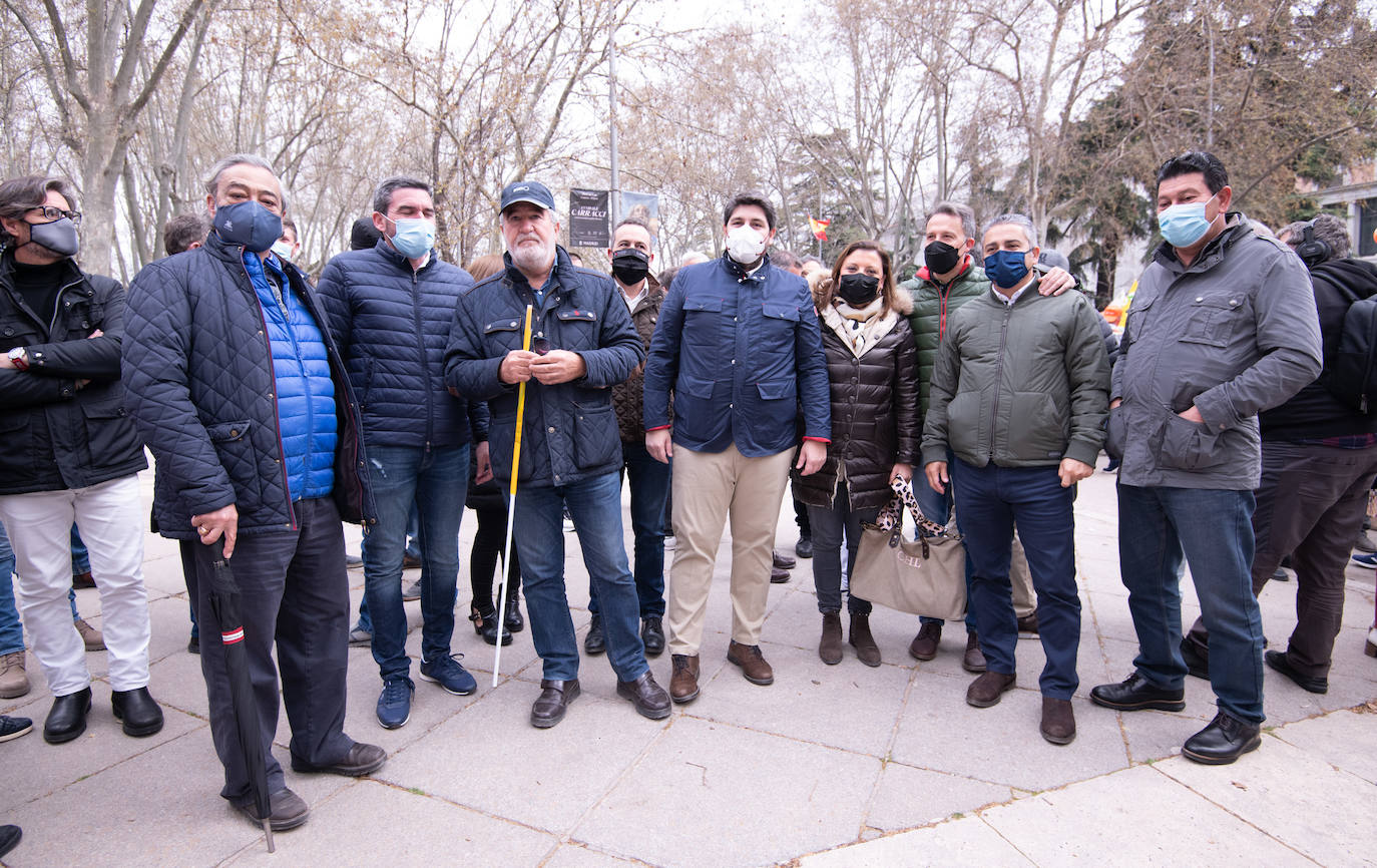 Fotos: Agricultores, ganaderos y cazadores murcianos participan en la manifestación de Madrid