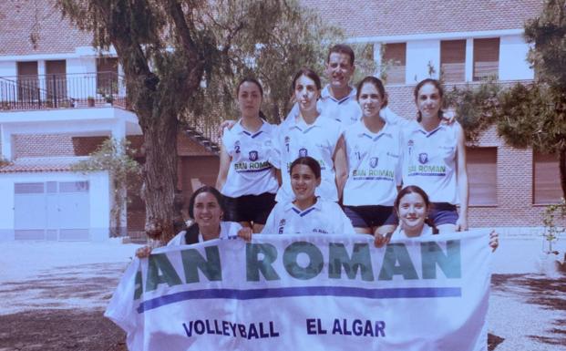 Equipo cadete que acudió al campeonato nacional, en la década de los 90.