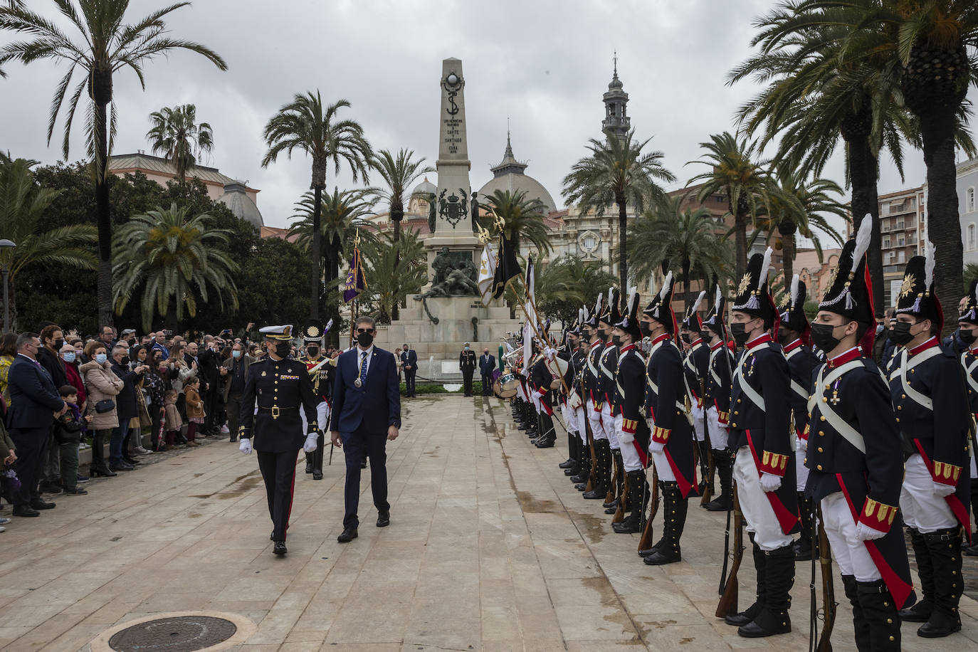 Fotos: Los marrajos honran a José Luis Sáez en Héroes de Cavite