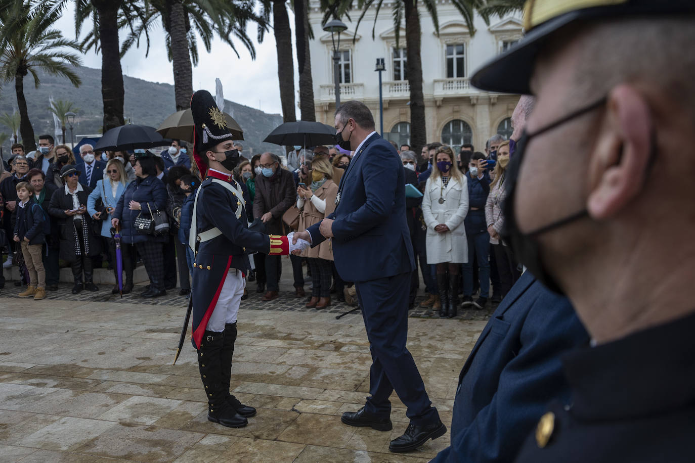 Fotos: Los marrajos honran a José Luis Sáez en Héroes de Cavite