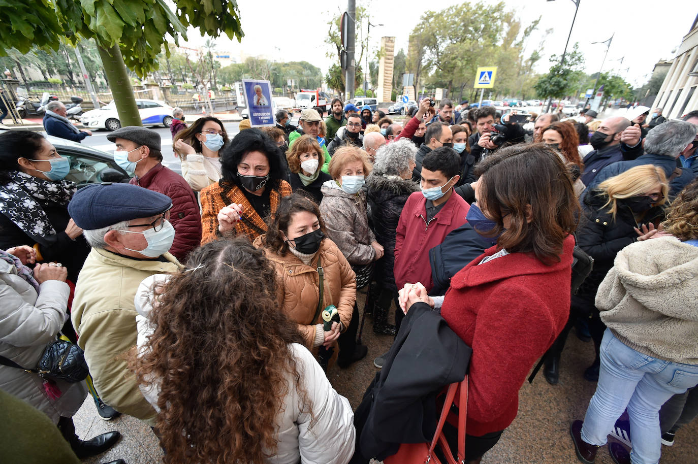 Fotos: Arranca el juicio contra los jóvenes acusados de causar daños en las vías del tren a su paso por Murcia