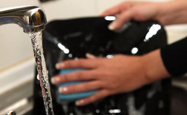 Estos son los consejos de la OCU para ahorrar agua en casa