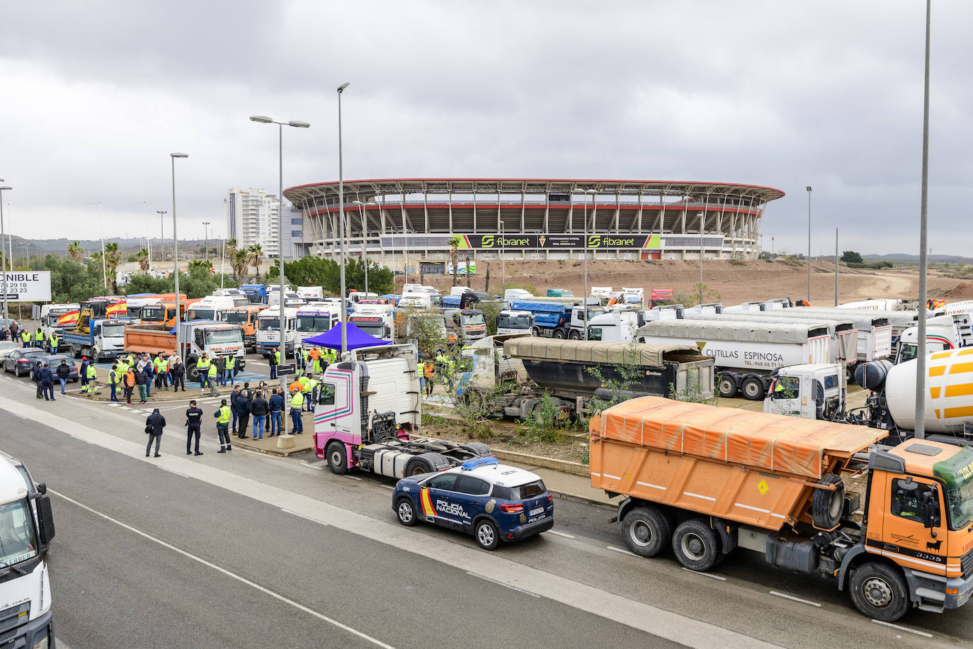 Fotos: Miras respalda a los transportistas y pide bajar el precio del combustible