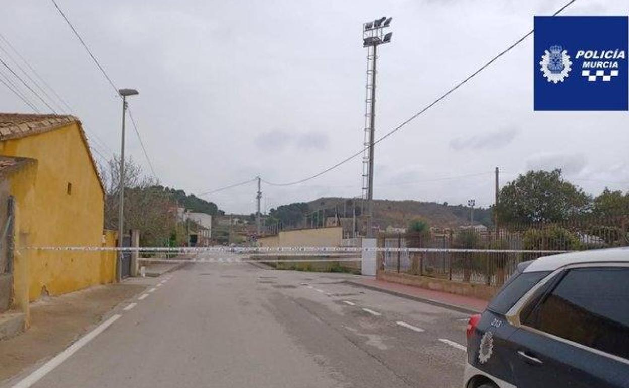 La torre de luz que está en riesgo de caerse en Zeneta.