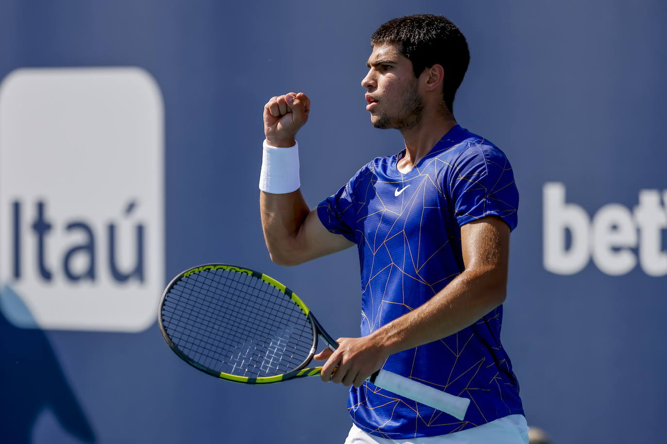 Fotos: Alcaraz no cae en la trampa de Cilic y ya está en octavos