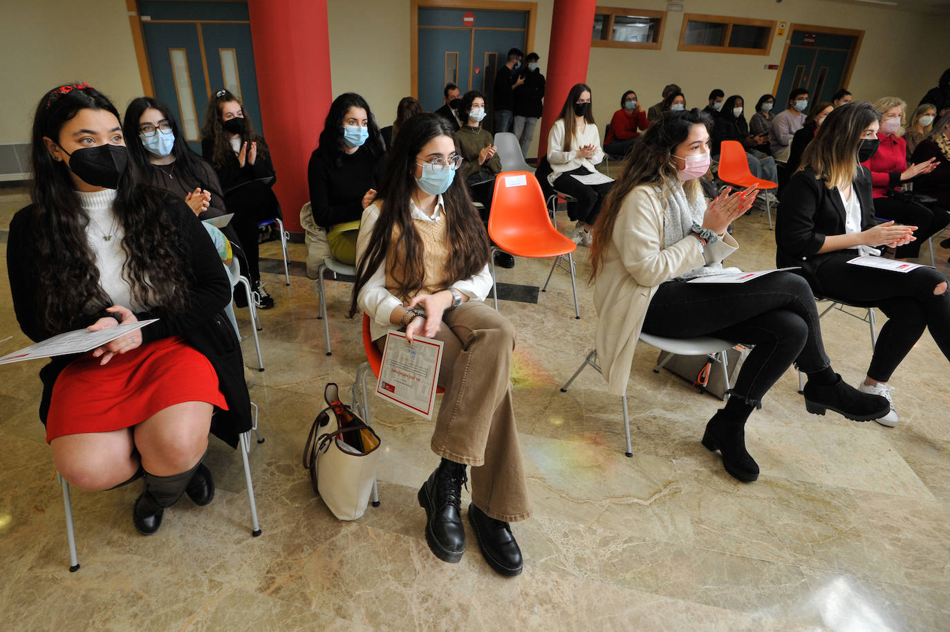 Fotos: Veinticinco alumnas de la UMU reciben las becas &#039;Piedad de la Cierva&#039;