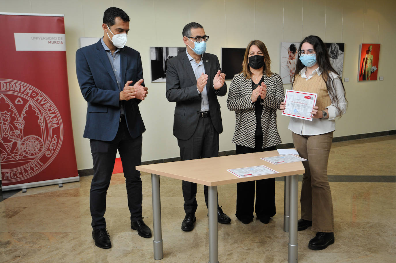 Fotos: Veinticinco alumnas de la UMU reciben las becas &#039;Piedad de la Cierva&#039;
