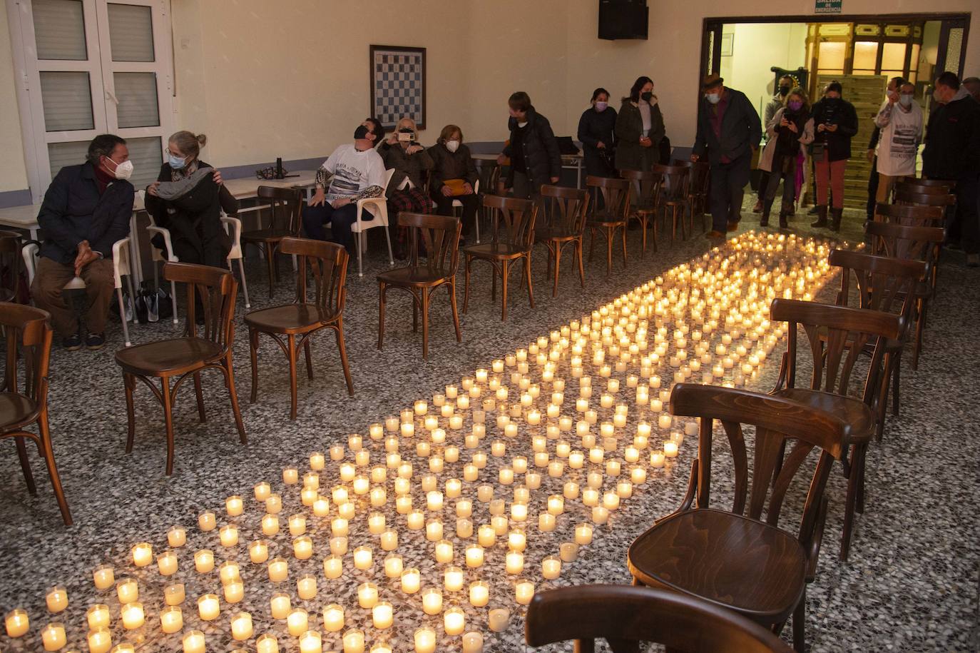 Fotos: Velas de esperanza en Portmán