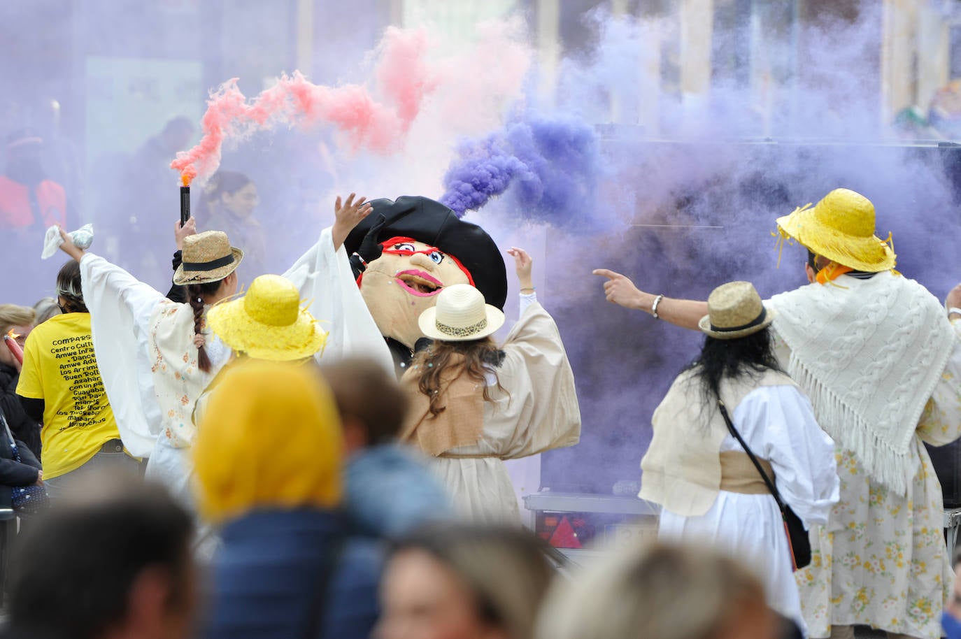 Fotos: Carnaval primaveral en Llano de Brujas