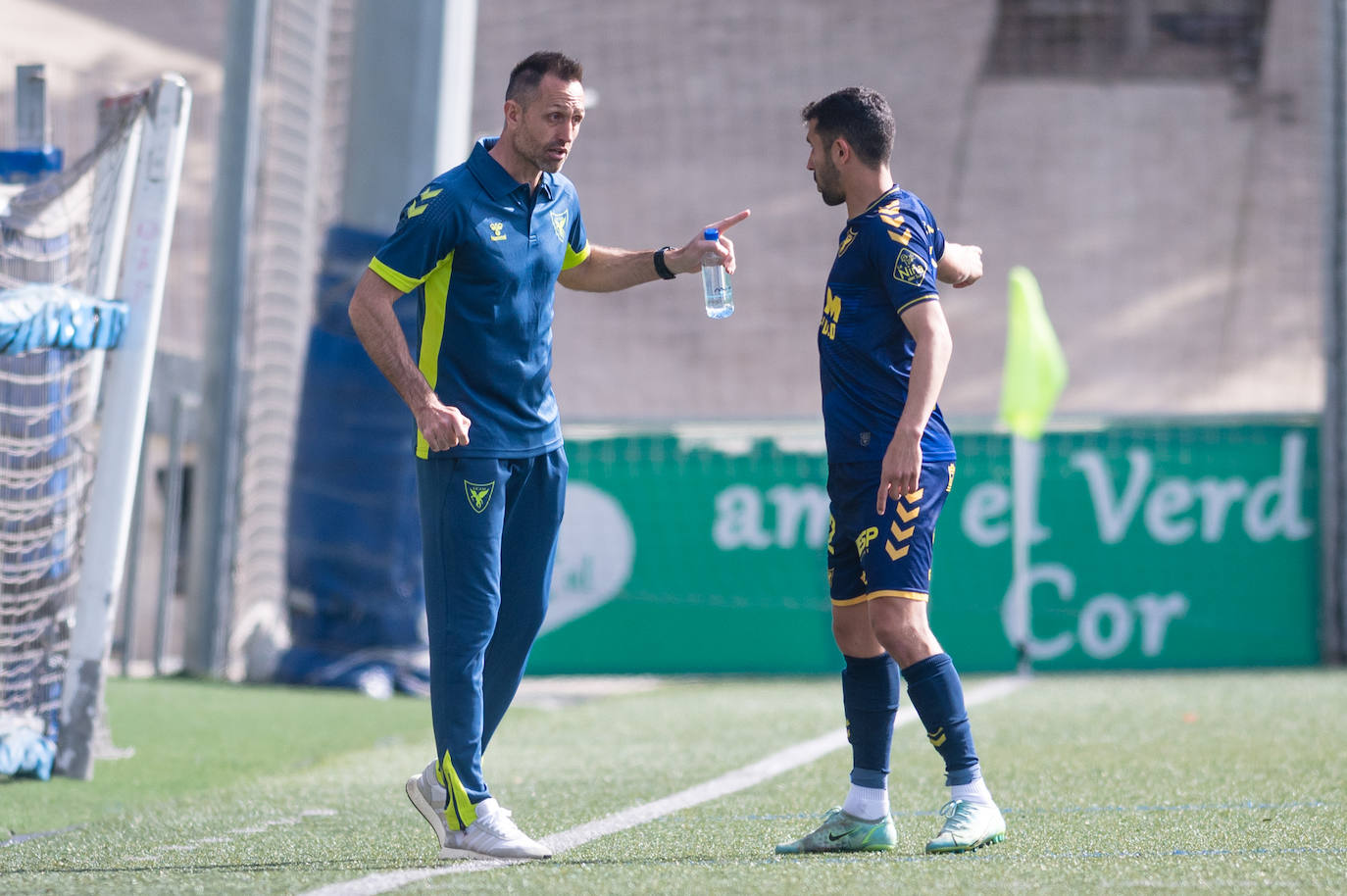 Fotos: El empate del UCAM CF contra el Cornellá, en imágenes