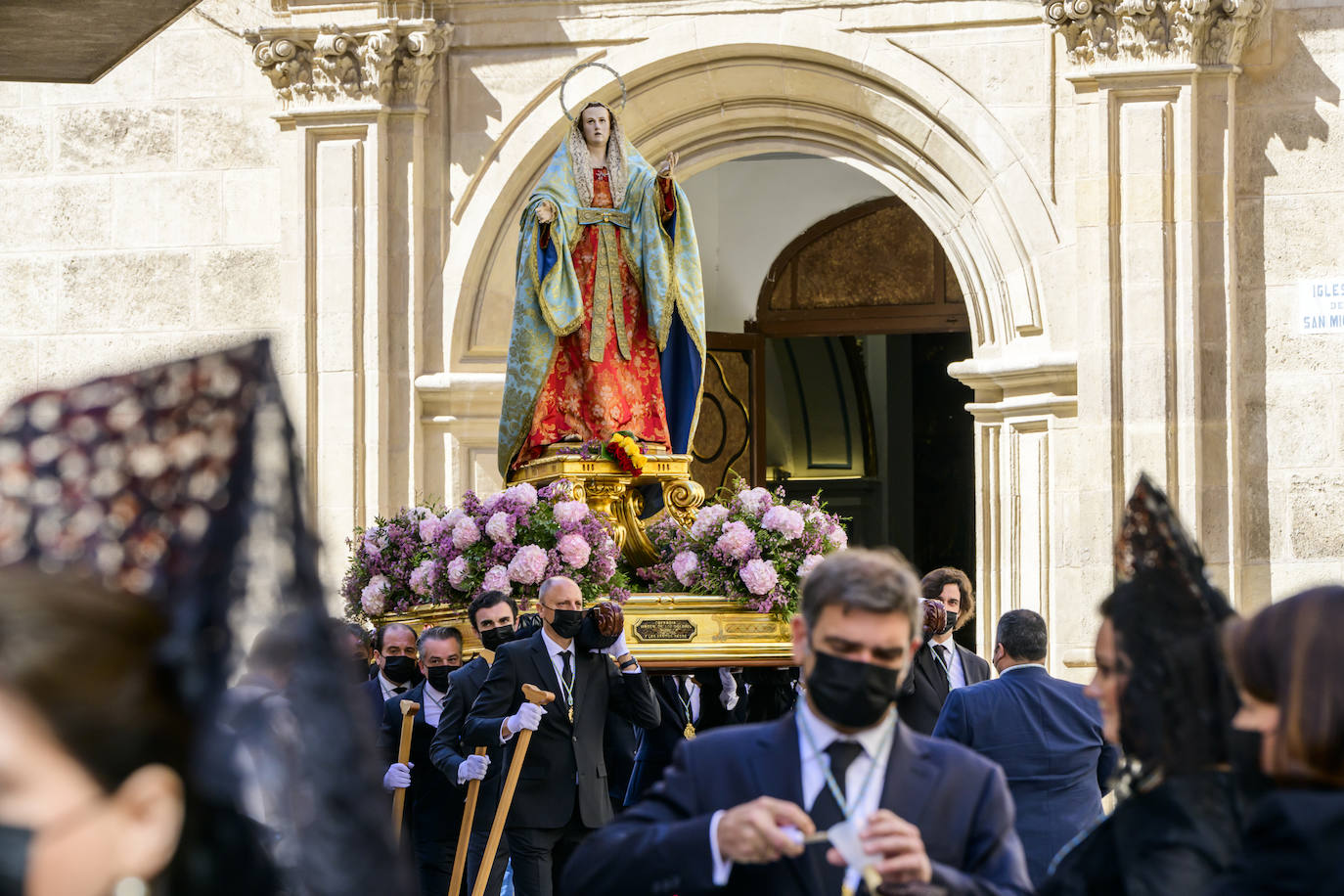 Fotos: El traslado de la Virgen del Primer Dolor en Murcia, en imágenes