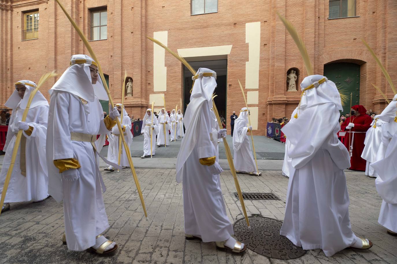 Fotos: Un mar de palmas guía a Jesús a Jerusalén