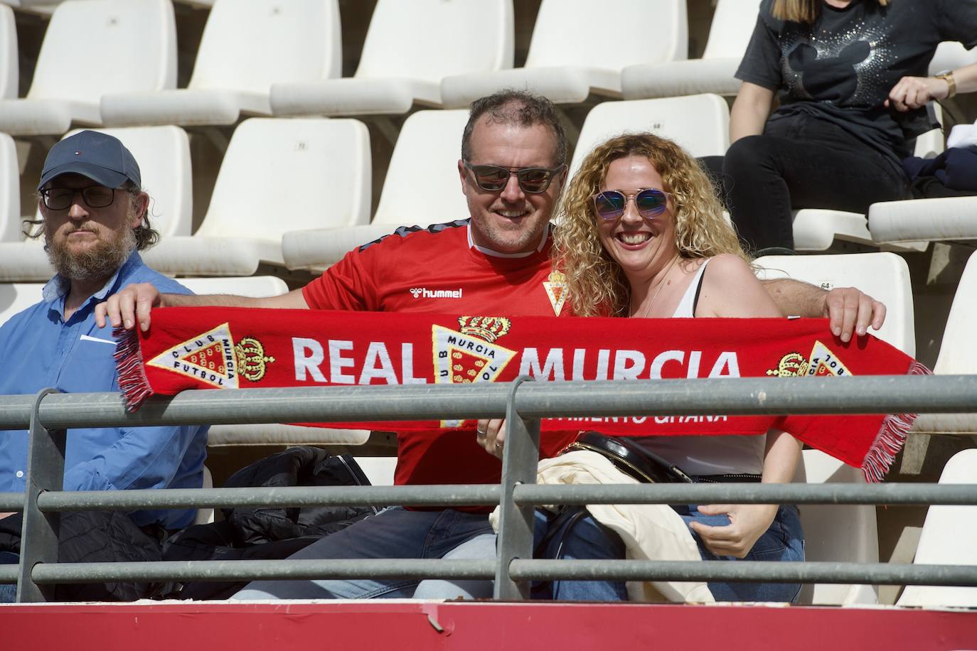 Fotos: Búscate en el Enrique Roca en el empate del Real Murcia frente al Hércules