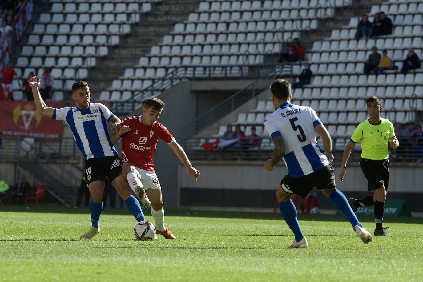 Fotos: El empate del Real Murcia frente al Hércules, en imágenes