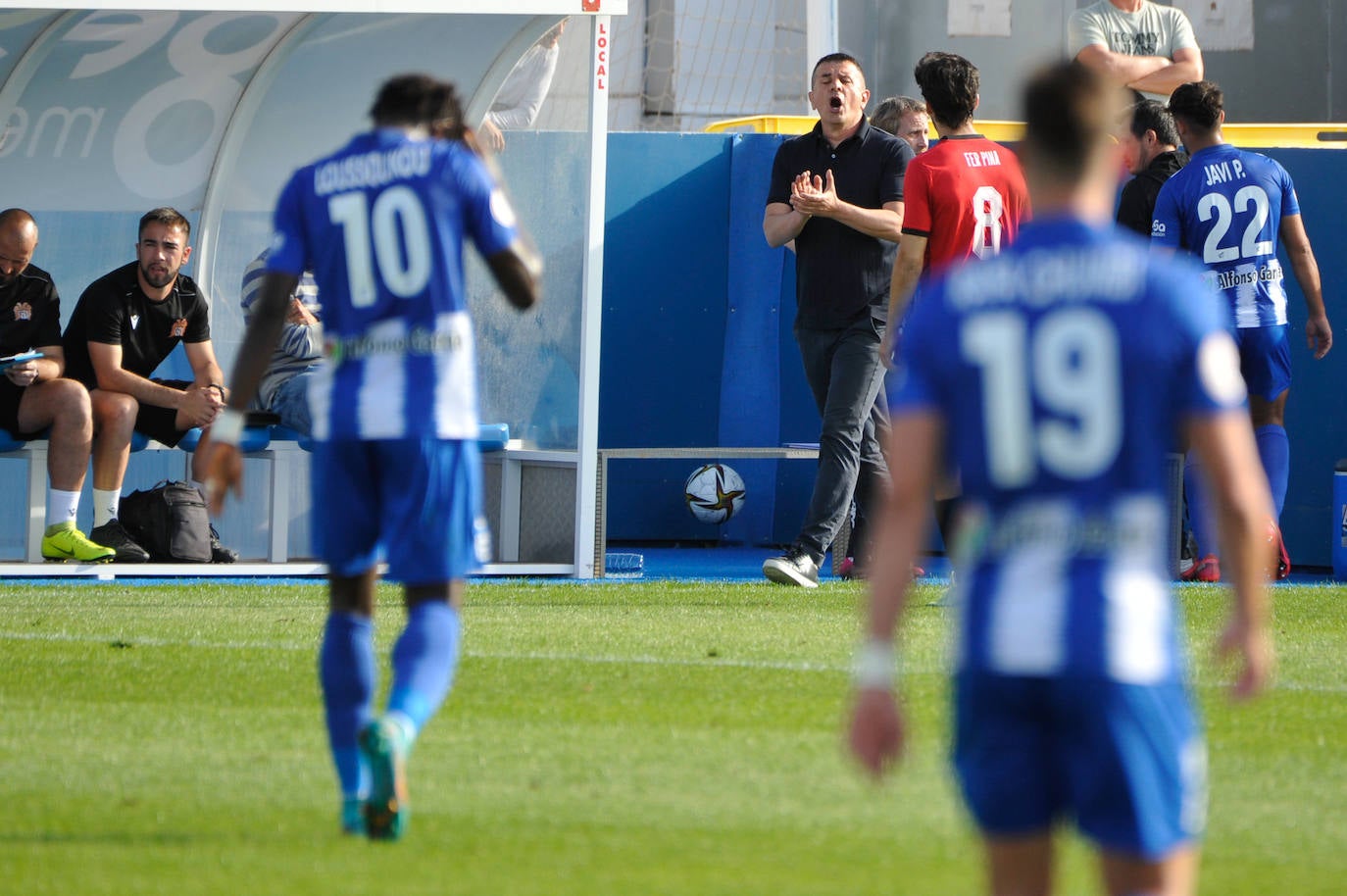 Fotos: El Águilas sale del infierno (Águilas 2, La Nucía 0)