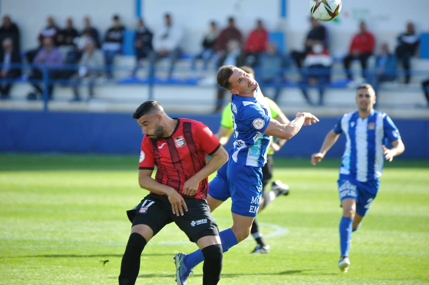 Fotos: El Águilas sale del infierno (Águilas 2, La Nucía 0)