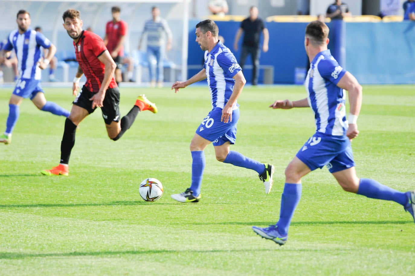 Fotos: El Águilas sale del infierno (Águilas 2, La Nucía 0)